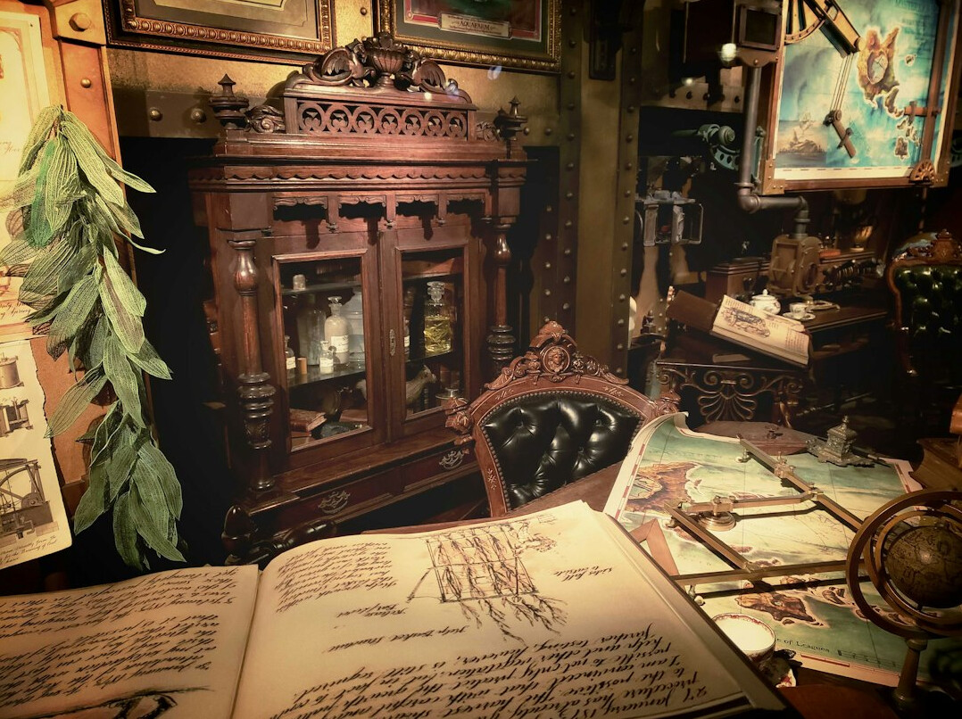 vintage detective office